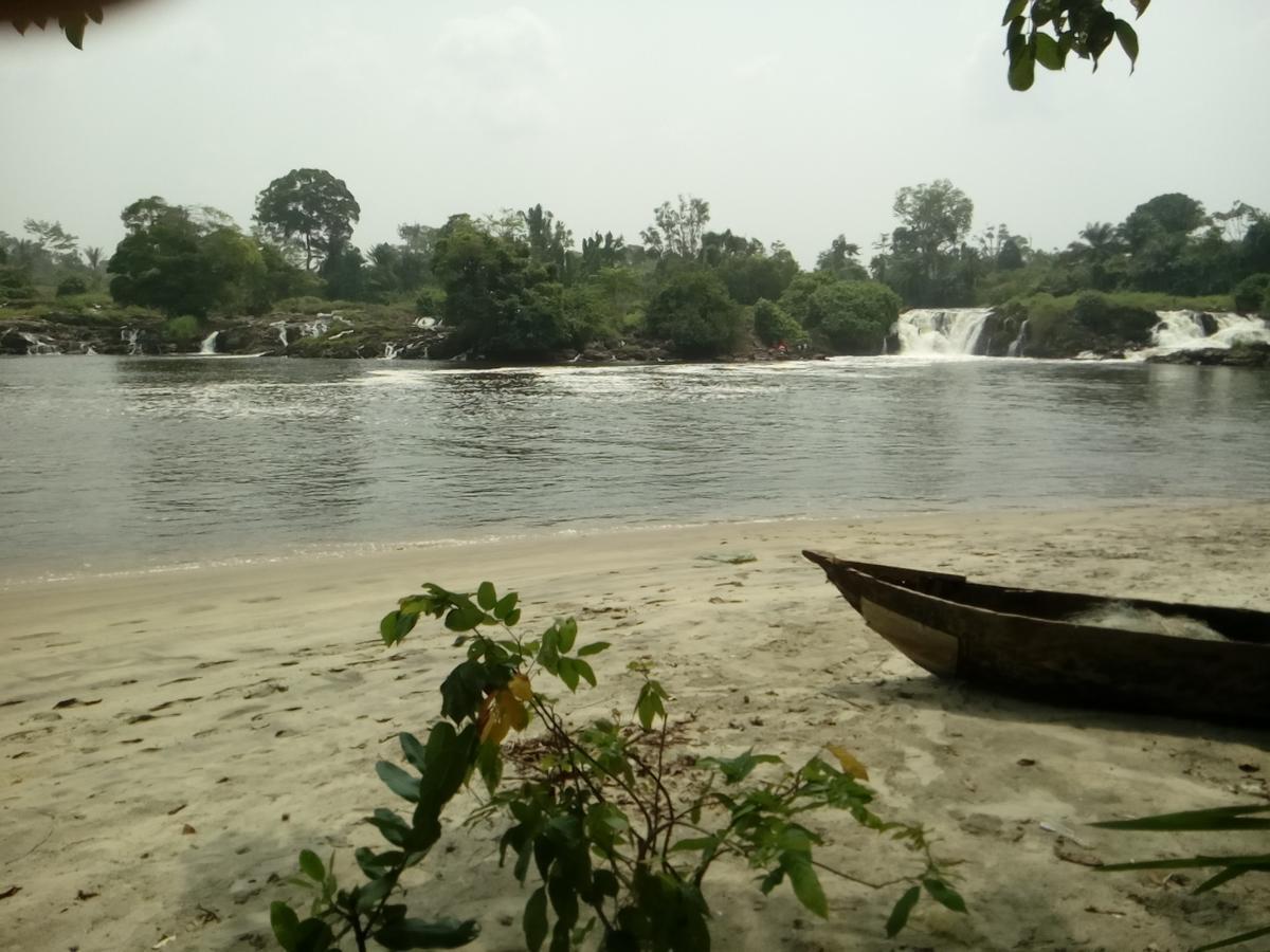 Hotel Lobe Kribi Buitenkant foto